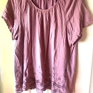 Avenue short sleeve rose colored with eyelet trim on front bottom size 24W